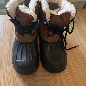 Women Brown and Black Winter Boots